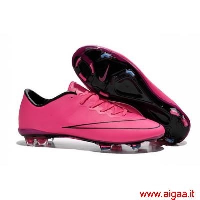 scarpe da calcio nike rosa,scarpe da calcio nike rosa e bianche