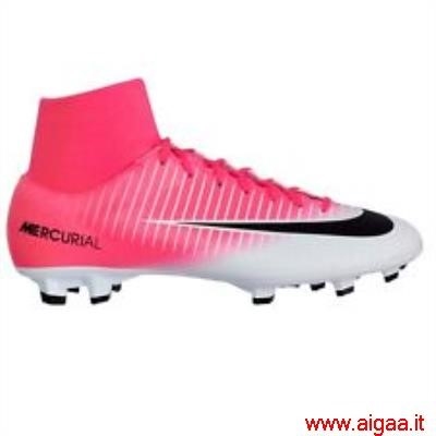 scarpe nike calcio cr7,scarpe nike calcio rosa